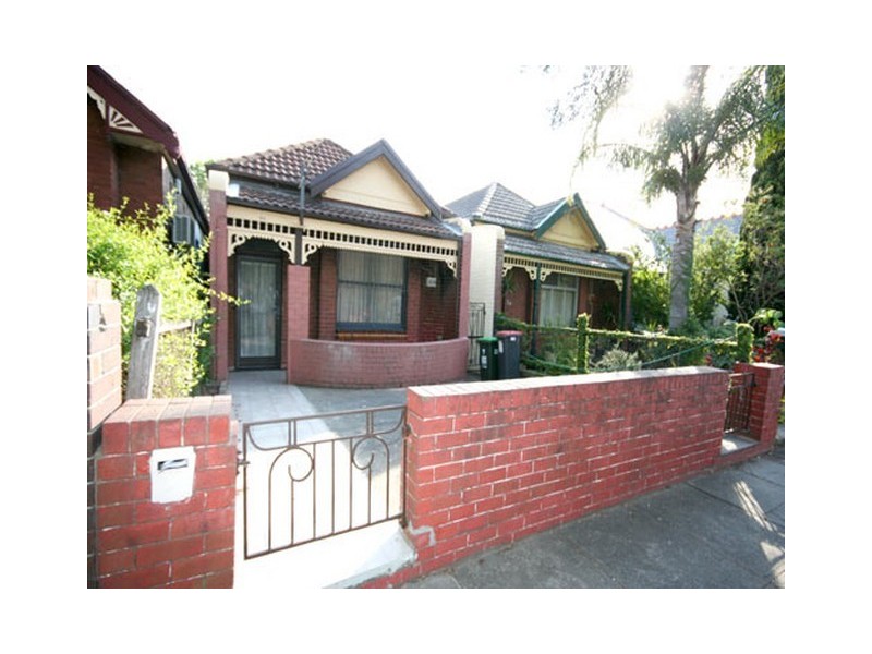 28 SILVER STREET, St Peters NSW 2044