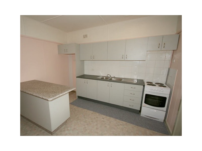 28 SILVER STREET, St Peters NSW 2044