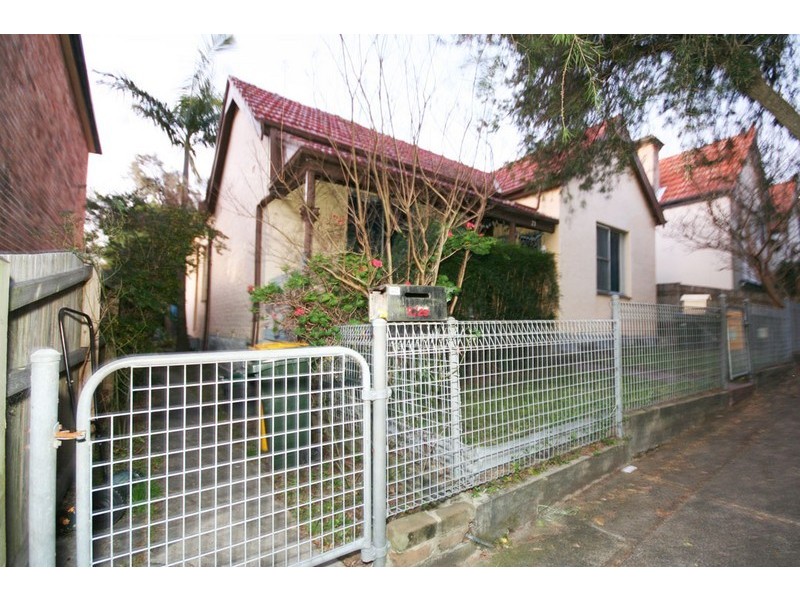 2/29 DAY STREET, Leichhardt NSW 2040