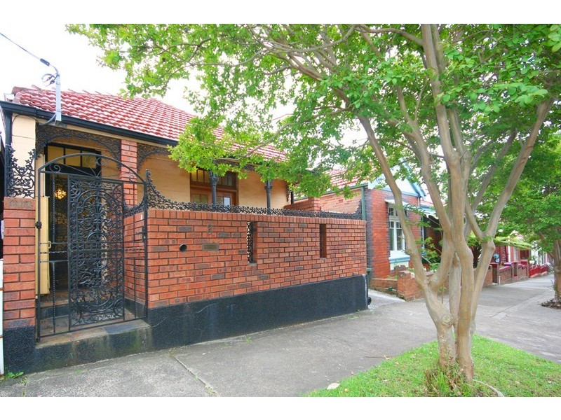 8 THORBY AVENUE, Leichhardt NSW 2040