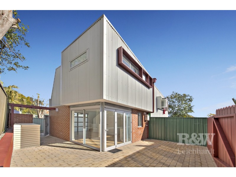 7A BRIGHTON LANE., Petersham NSW 2049