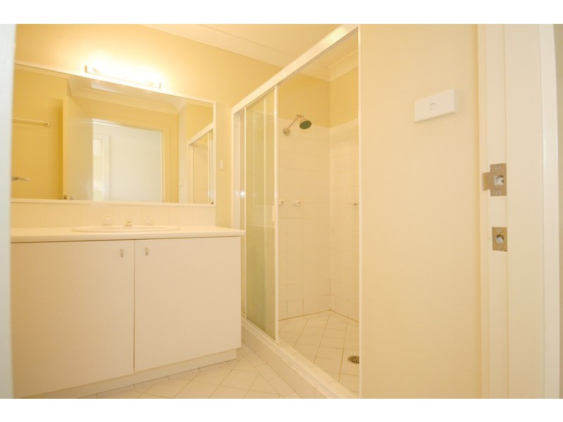 104/69 ALLEN STREET (enter via Francis St), Leichhardt NSW 2040