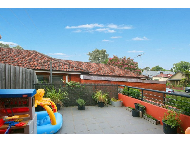 1/32 Burfitt Street, Leichhardt NSW 2040