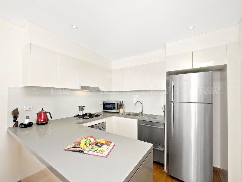2/6-8 Norton Street, Leichhardt NSW 2040