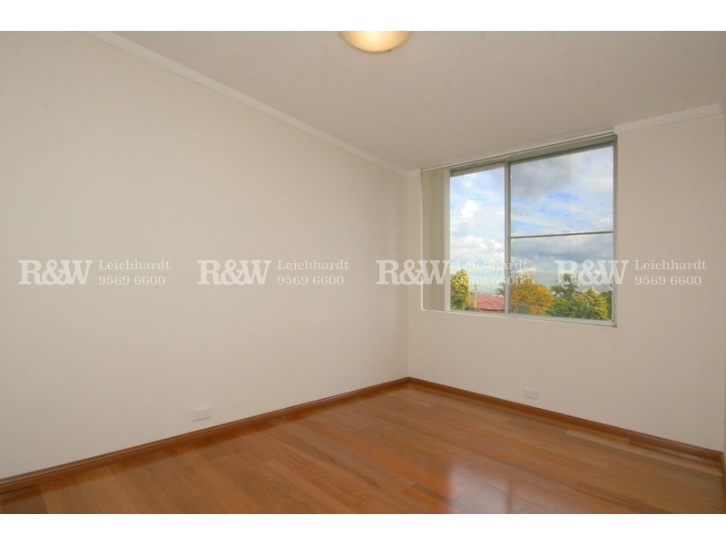 10/3 Bortfield Drive (CHISWICK), Abbotsford NSW 2046
