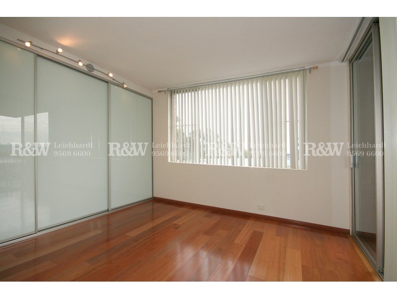 10/3 Bortfield Drive (CHISWICK), Drummoyne NSW 2047