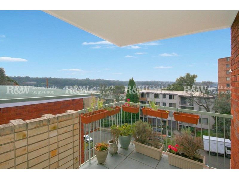 10/3 Bortfield Drive (CHISWICK), Drummoyne NSW 2047