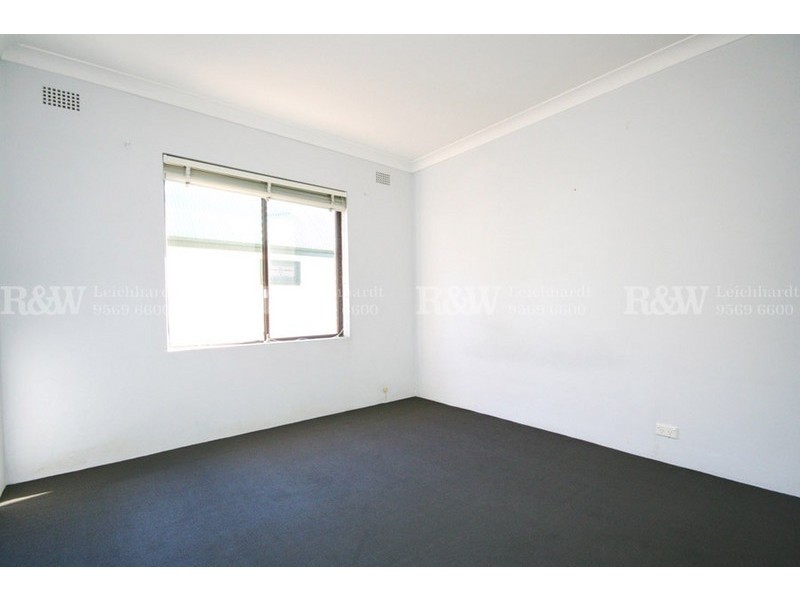 2/18 Myrtle Street, Leichhardt NSW 2040