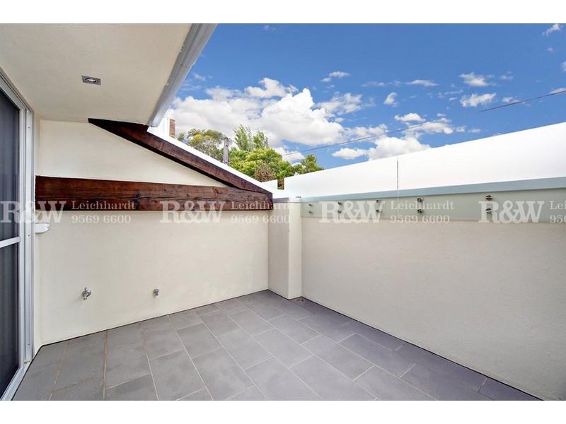 2/10 Emma Street, Leichhardt NSW 2040