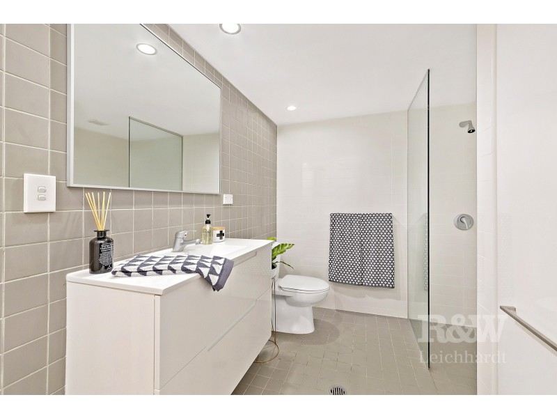 10 Lyons Road, Camperdown NSW 2050