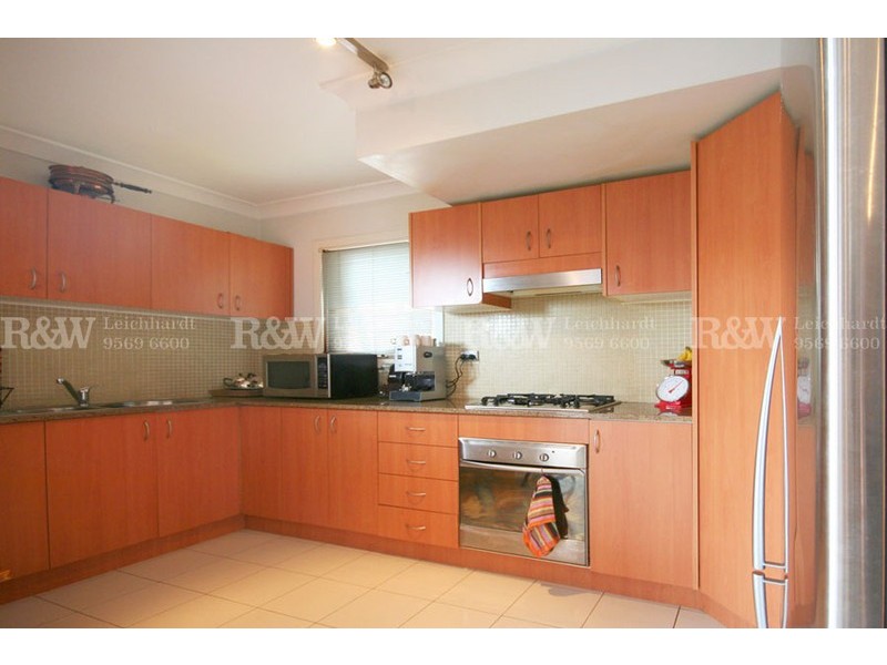 1/32 Burfitt Street, Leichhardt NSW 2040