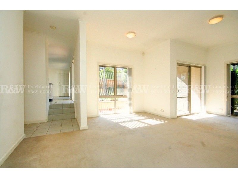 10 Owen Street, Newington NSW 2127