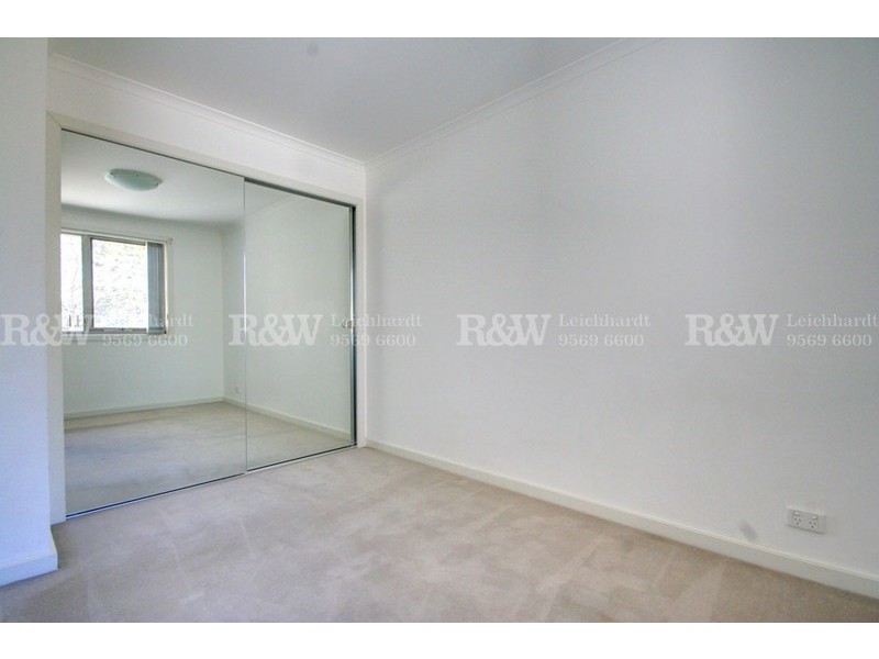 10 Owen Street, Newington NSW 2127