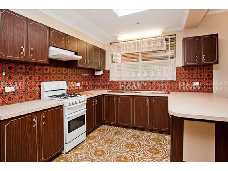 2 Kirrang Street, Russell Lea NSW 2046