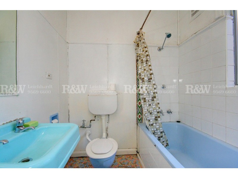 2/12  Wetherill Street, Leichhardt NSW 2040