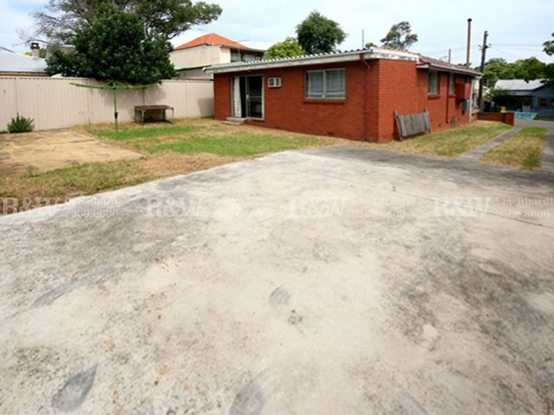 1 Hawthorne Street, Leichhardt NSW 2040