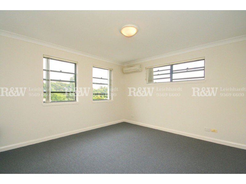 15/8-26 Darley Rd, Leichhardt NSW 2040