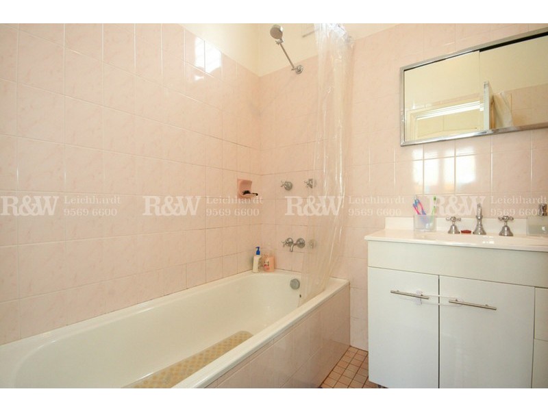 235 Elswick Street North, Leichhardt NSW 2040