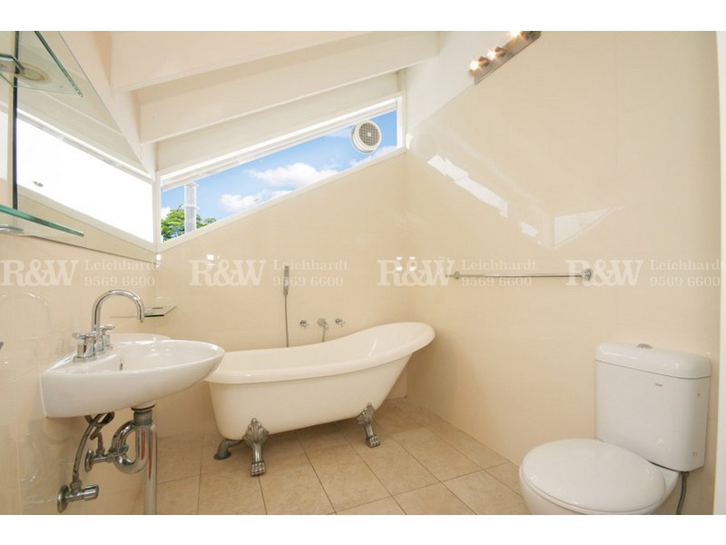 11 Falls Street, Leichhardt NSW 2040