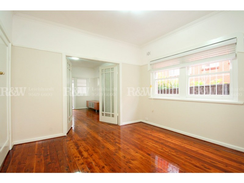 1/57a Grosvenor Cr, Summer Hill NSW 2130