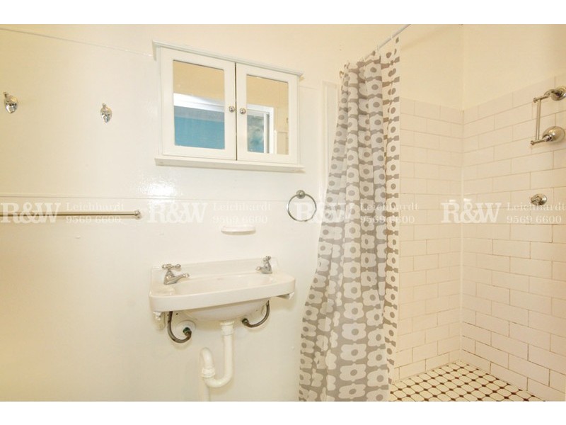 2/70 Flood Street, Leichhardt NSW 2040