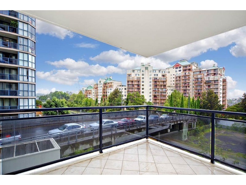 22/13 Herbert Street, St Leonards NSW 2065