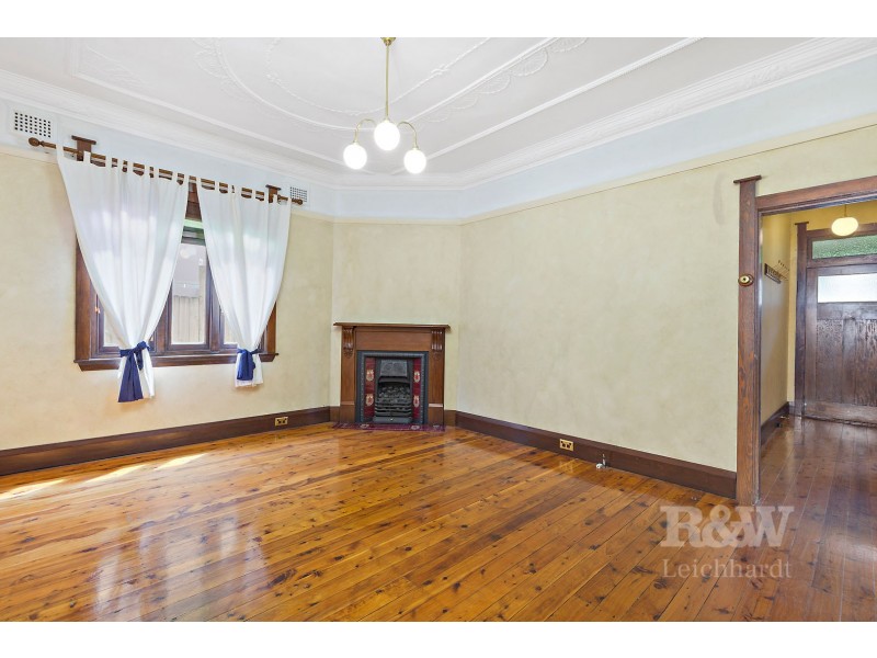 100 BRENAN STREET, Lilyfield NSW 2040