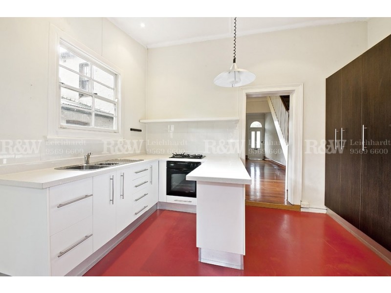8 Lackey Street, St Peters NSW 2044