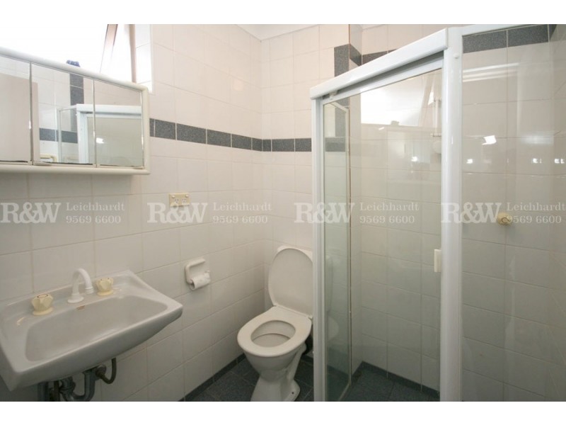 8/275 Lyons Rd, Russell Lea NSW 2046