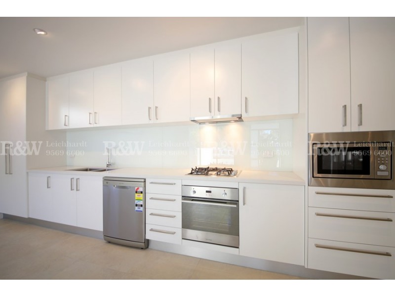 2/2A-4 West Street, Lewisham NSW 2049