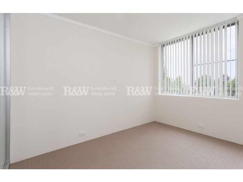 10/3 Bortfield Drive, Abbotsford NSW 2046