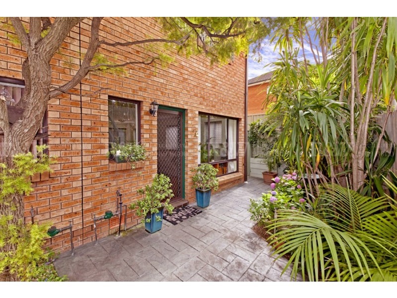 3/61 Burfitt Street, Leichhardt NSW 2040