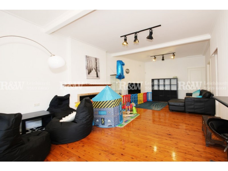 10 Carisbrook Street, Linley Point NSW 2066