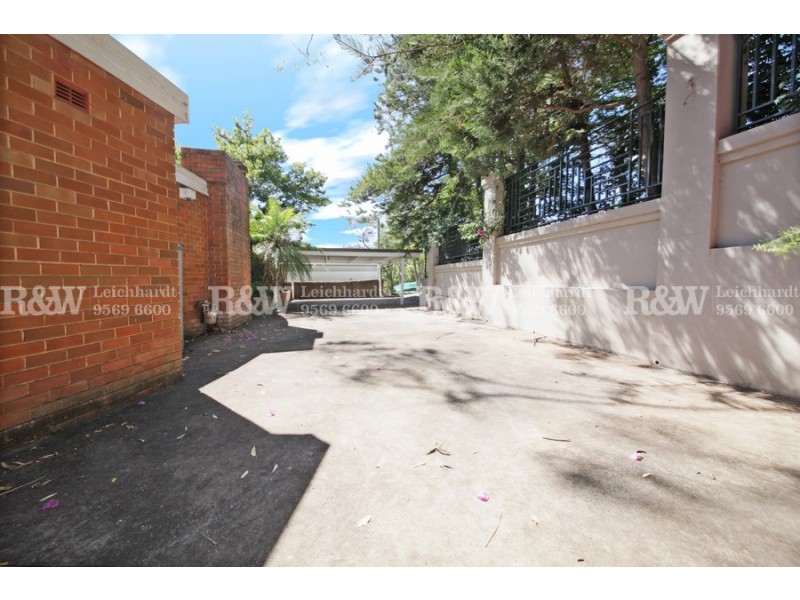 10 Carisbrook Street, Linley Point NSW 2066