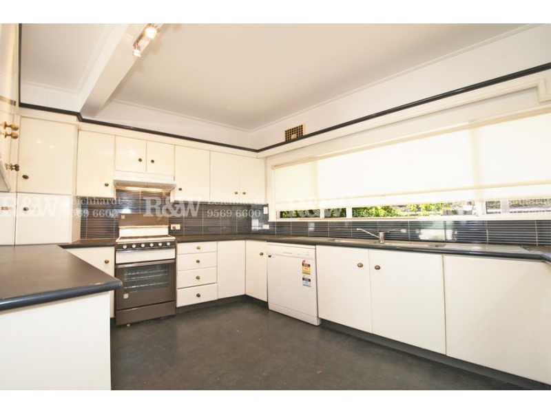 10 Carisbrook Street (Linley Point), Lane Cove NSW 2066