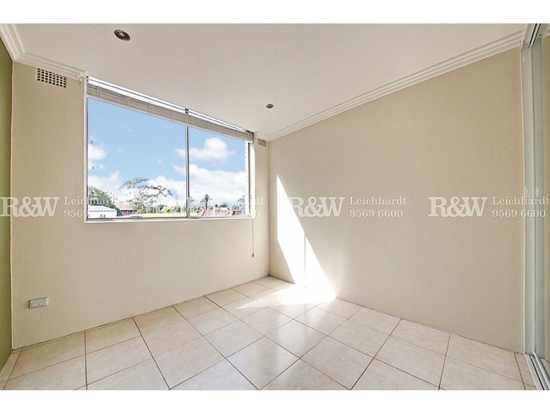 10/307 Cnr of Eltham and NewCanterbury Road, Lewisham NSW 2049