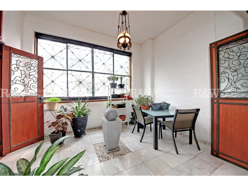 2/26 Corben Street, Surry Hills NSW 2010