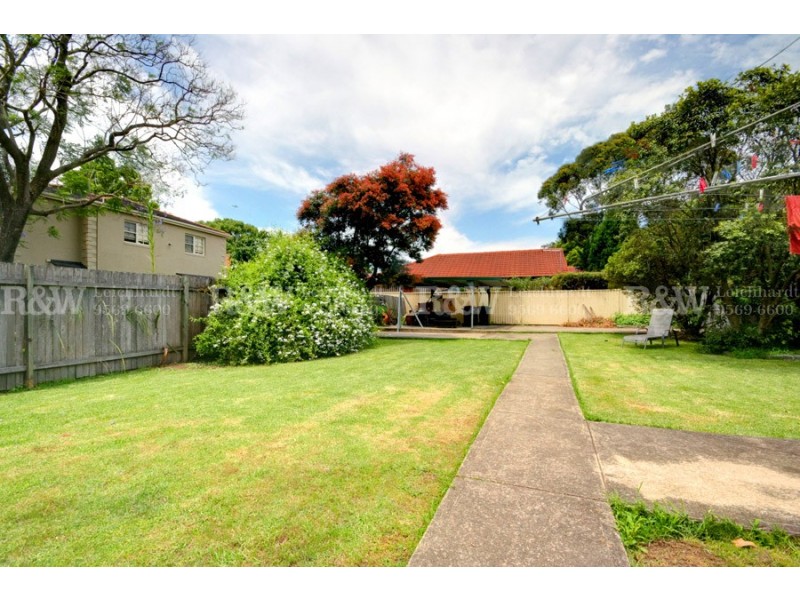 86 Wellbank Street, Concord NSW 2137