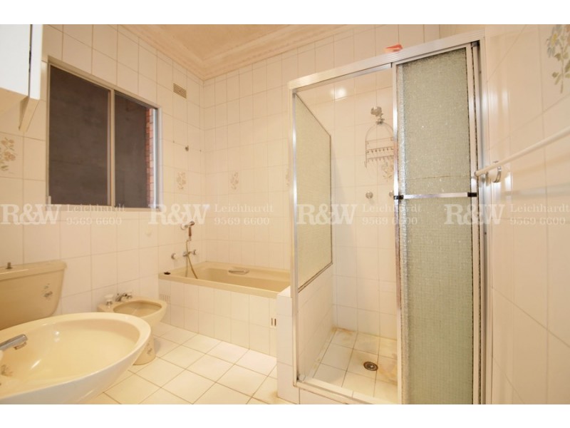 2/111 Renwick Street, Leichhardt NSW 2040