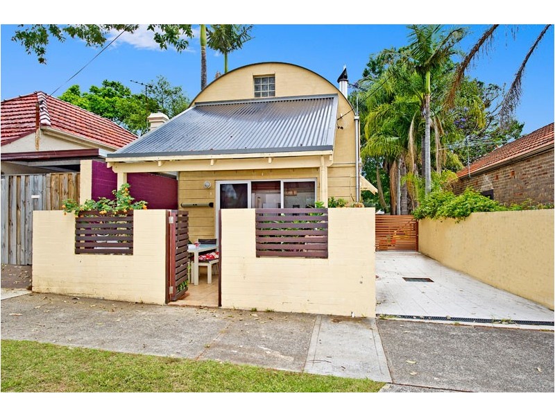 8a Hawthorne Street, Leichhardt NSW 2040