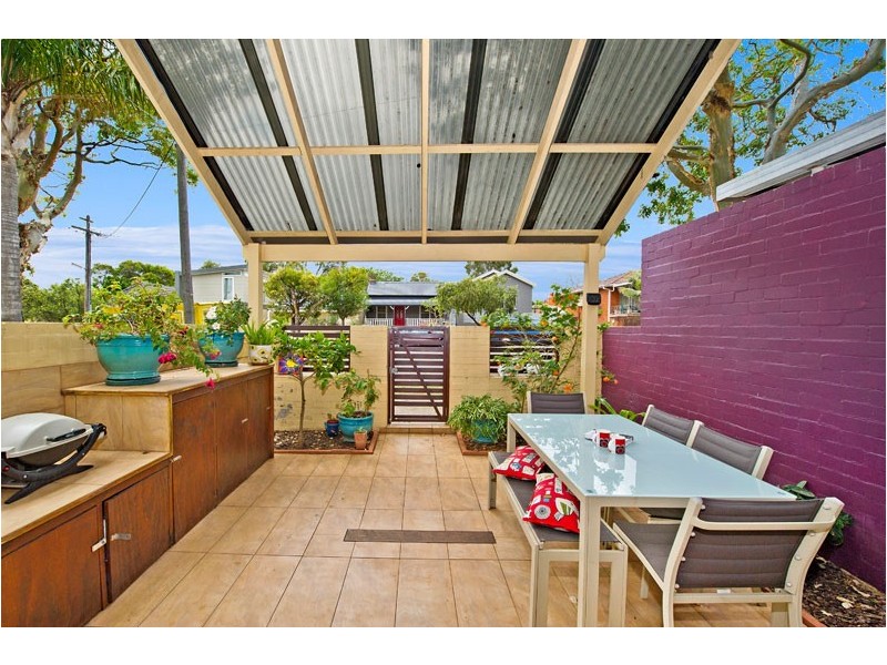 8a Hawthorne Street, Leichhardt NSW 2040