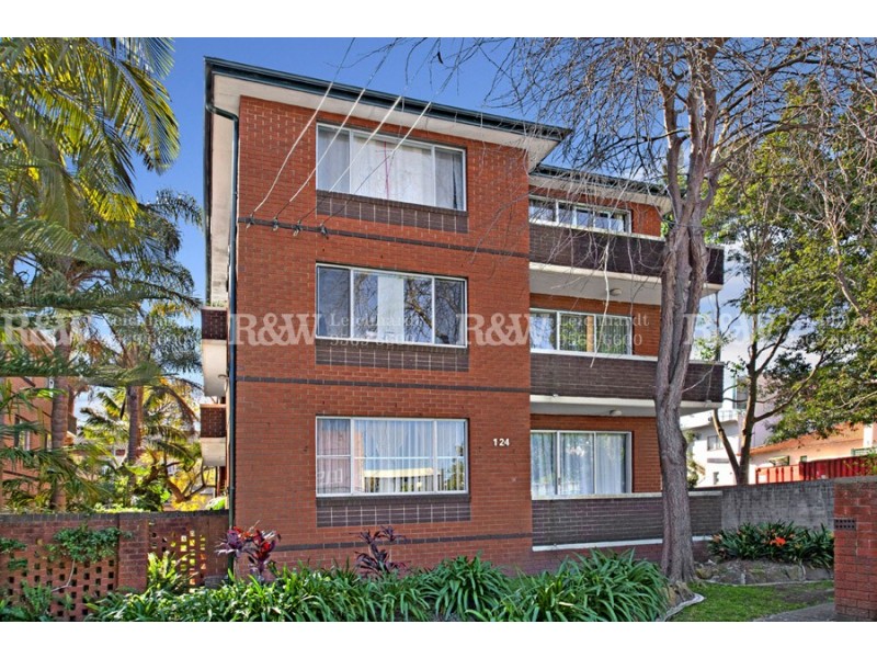 2/124 Bland Street, Ashfield NSW 2131