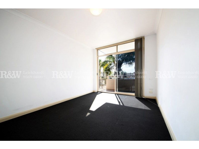 8/275 Lyons Road, Russell Lea NSW 2046