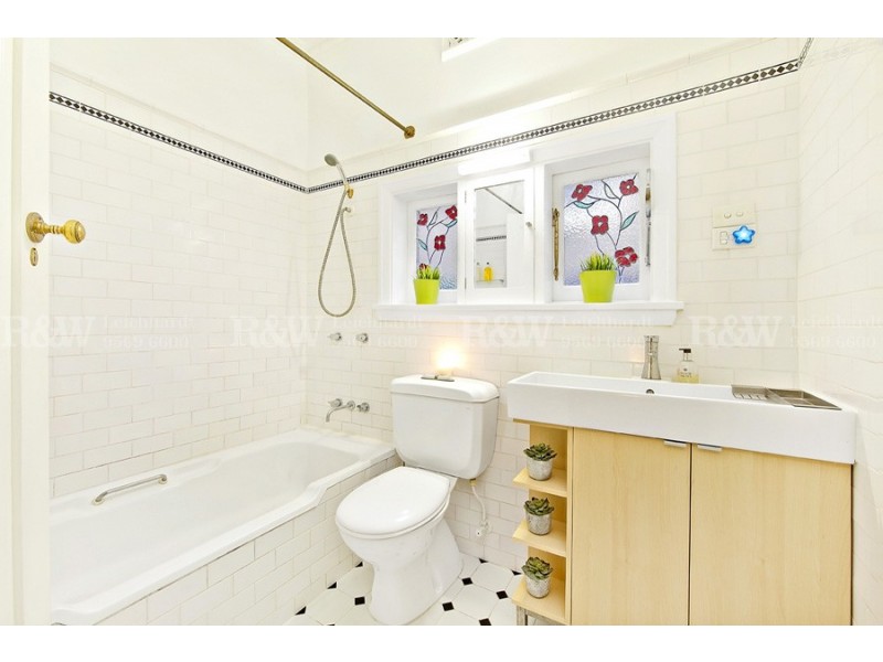 27 Mons Street, Russell Lea NSW 2046