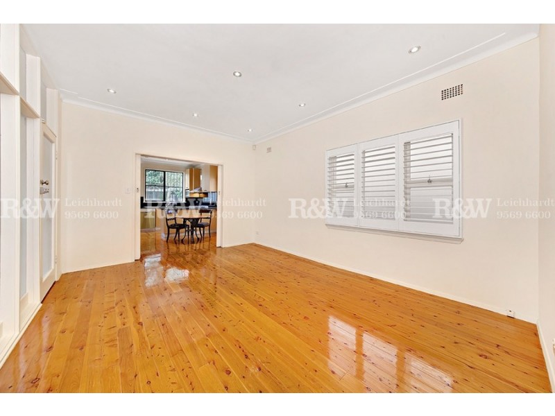67 Hampden Road, Russell Lea NSW 2046