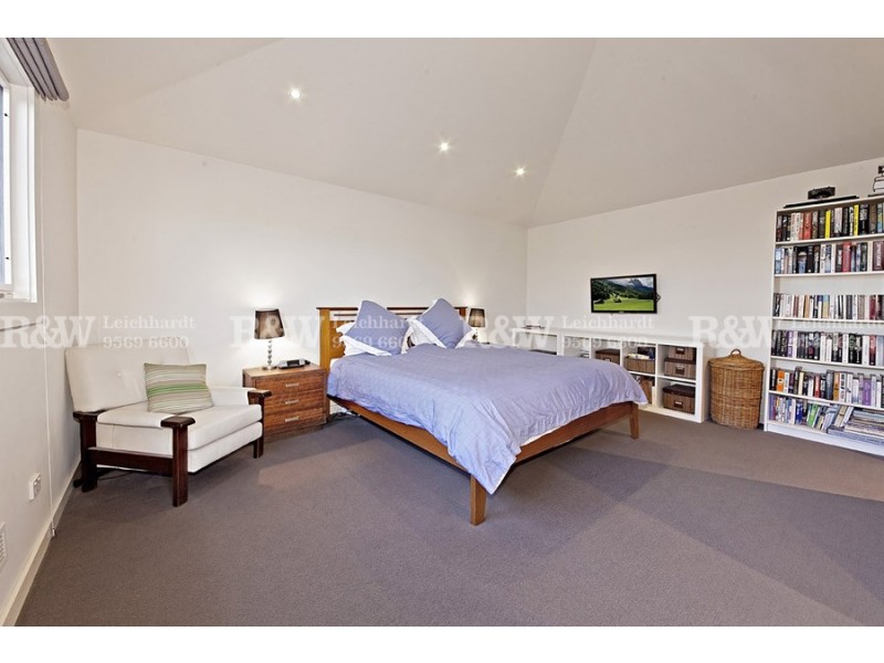 2 Allans Avenue, Petersham NSW 2049