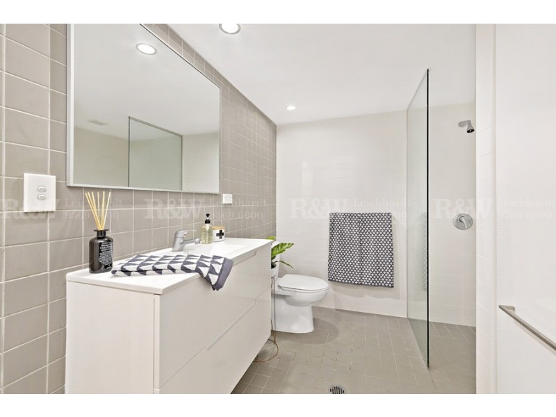 10 Lyons Road, Camperdown NSW 2050