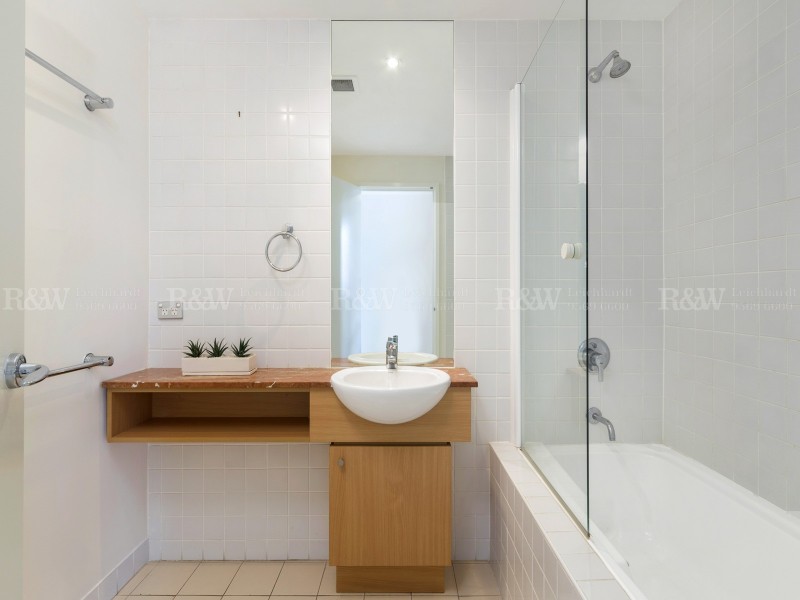 129/27 Bennelong Pk Way, Wentworth Point NSW 2127