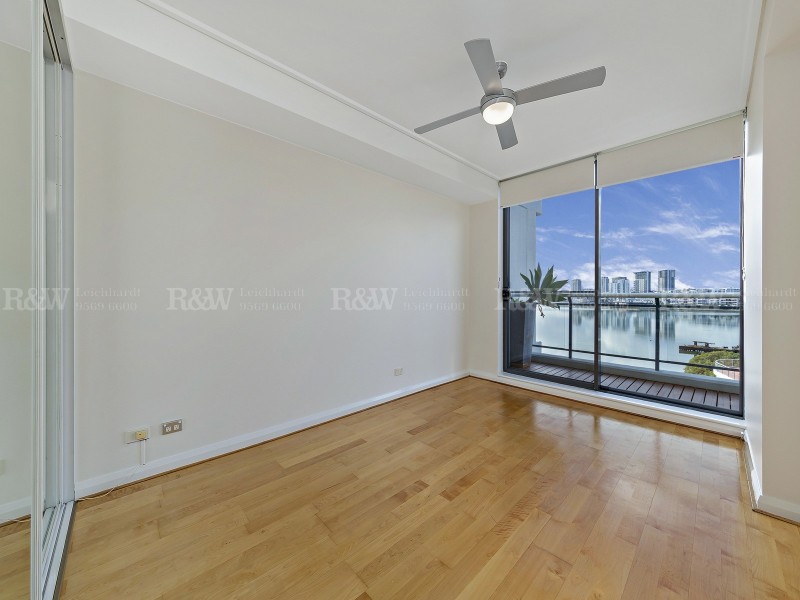 129/27 Bennelong Pk Way, Wentworth Point NSW 2127