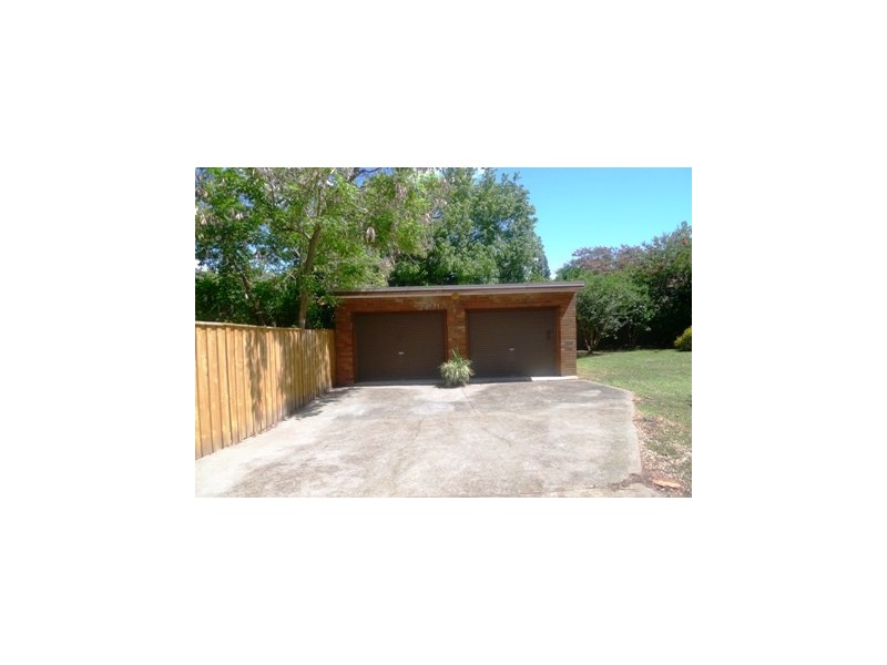 102 Provincial Road, Lindfield NSW 2070